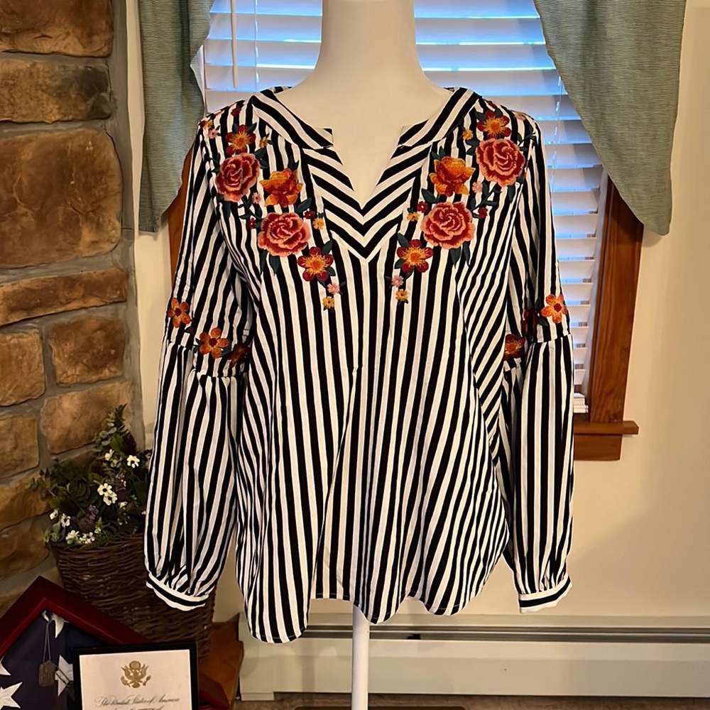 Long sleeve top